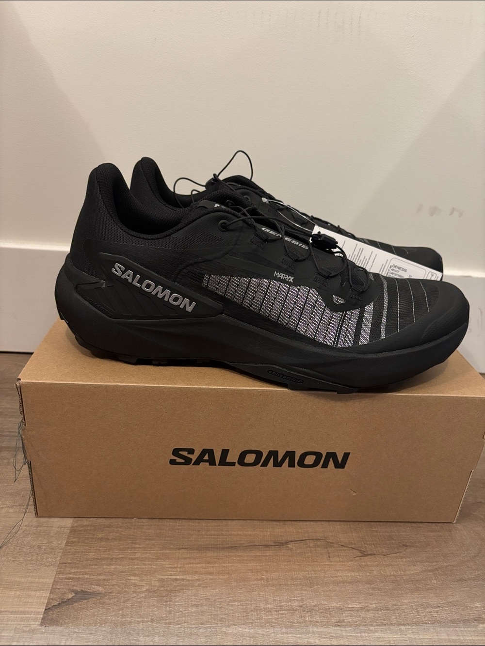 Salomon Men’s Genesis Black and Silver size 12.5 new with box